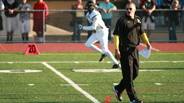 Jon Kitna coaches High School Football