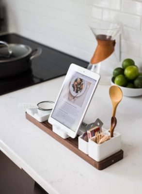 3 Spring Cleaning Tips for Your Body: kitchen ipad
